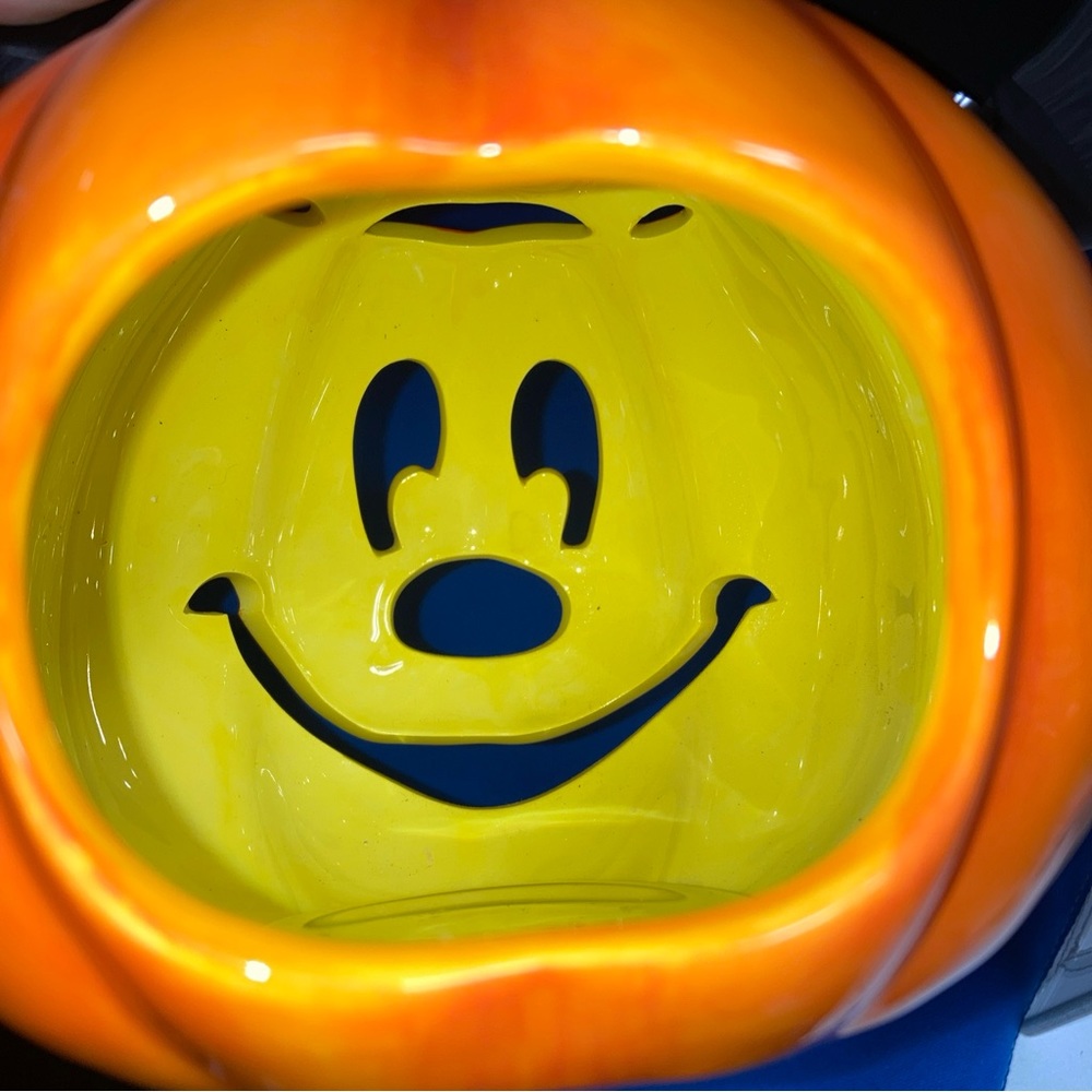 Disney Halloween Pumpkin Candle Tealight Holder Figurine Mickey Mouse - Picture 4 of 8